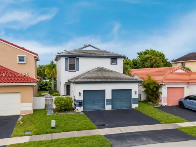 3-bedroom home for rent in Pembroke Pines - 18451 NW 22nd St - MondialRealty