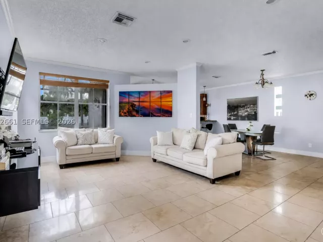 3-bedroom home for rent in Pembroke Pines - 18451 NW 22nd St - MondialRealty