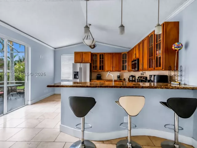 3-bedroom home for rent in Pembroke Pines - 18451 NW 22nd St - MondialRealty