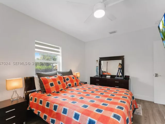 3-bedroom home for rent in North Miami Beach - 18381 NE 20th Ave 0 - MondialRealty