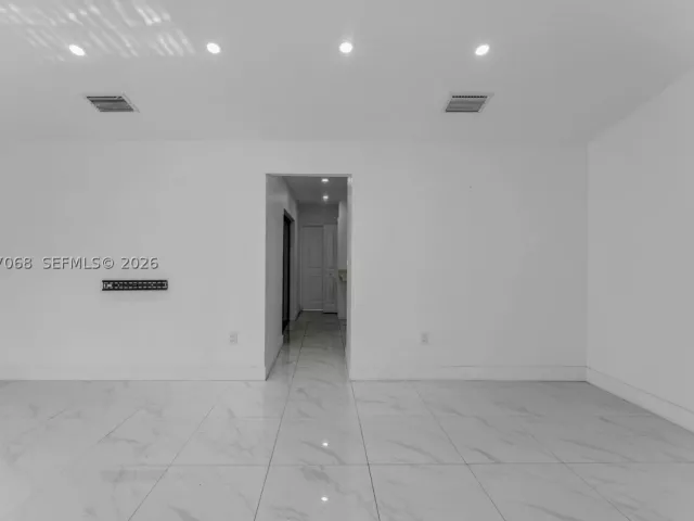 4-bedroom home for sale in Miami - 8246 SW 147th Ct - MondialRealty