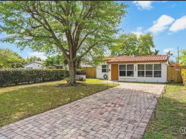 3-bedroom home for rent in North Miami Beach - 1482 NE 175th St NA - MondialRealty