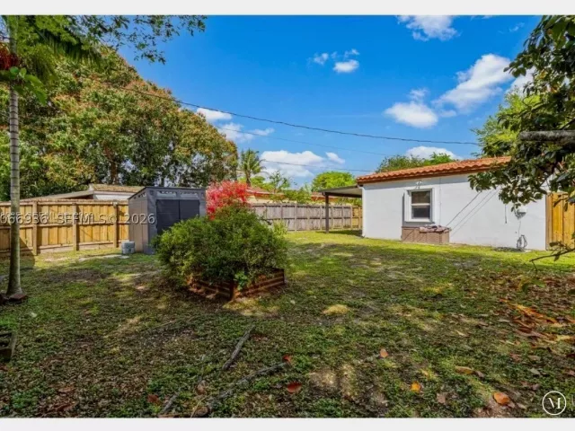 3-bedroom home for rent in North Miami Beach - 1482 NE 175th St NA - MondialRealty