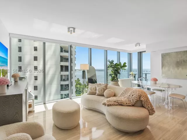 2-bedroom condo for sale in Miami - 1451 Brickell Ave 1103 - MondialRealty