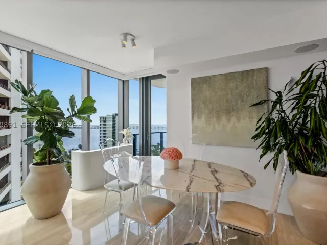 2-bedroom condo for sale in Miami - 1451 Brickell Ave 1103 - MondialRealty