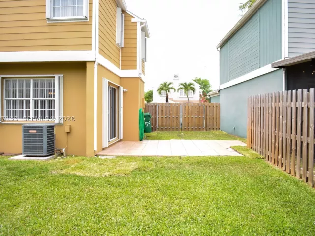 4-bedroom home for rent in Miami - 11759 SW 117th Pl - MondialRealty