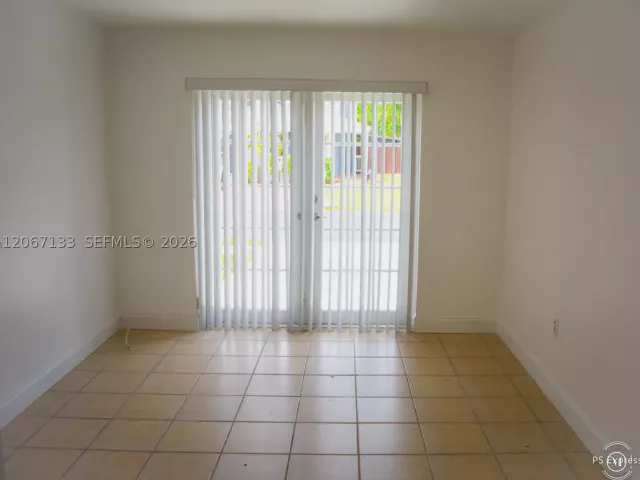 4-bedroom home for rent in Miami - 11759 SW 117th Pl - MondialRealty