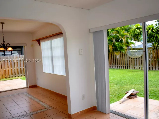 4-bedroom home for rent in Miami - 11759 SW 117th Pl - MondialRealty