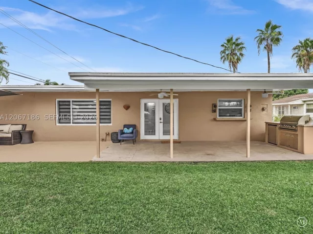 3-bedroom home for sale in Miami - 11911 SW 168th Ter - MondialRealty