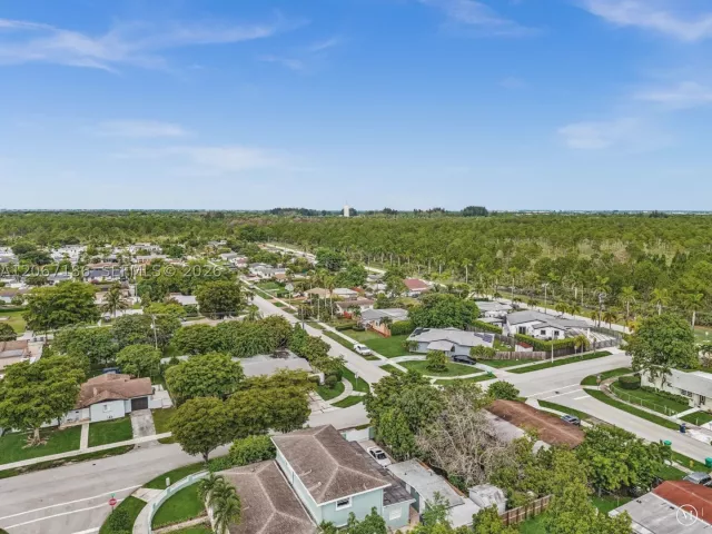 3-bedroom home for sale in Miami - 11911 SW 168th Ter - MondialRealty