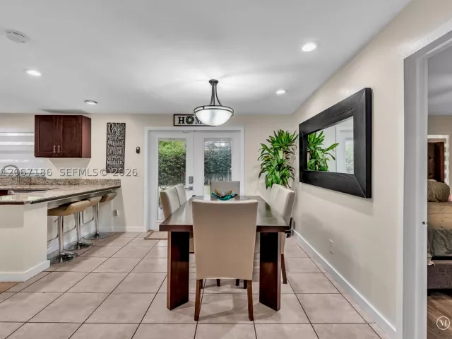 3-bedroom home for sale in Miami - 11911 SW 168th Ter - MondialRealty