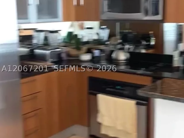2-bedroom condo for rent in Miami - 325 S Biscayne Blvd 4214 - MondialRealty
