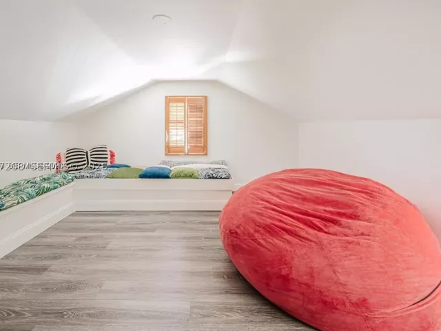 4-bedroom home for rent in Miami - 11080 Peachtree Dr - MondialRealty