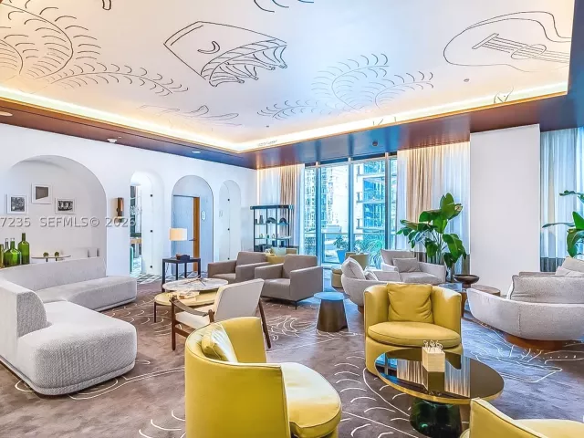 2-bedroom condo for rent in Miami - 801 S Miami Ave 3602 - MondialRealty