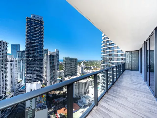 2-bedroom condo for rent in Miami - 801 S Miami Ave 3602 - MondialRealty