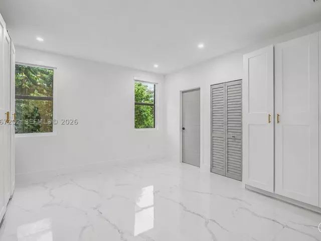 4-bedroom home for rent in Miami - 2320 SW 14th St - MondialRealty