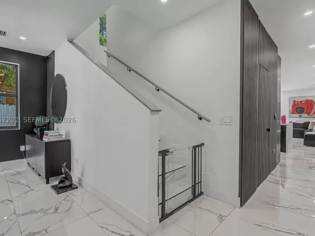 4-bedroom home for rent in Miami - 2320 SW 14th St - MondialRealty