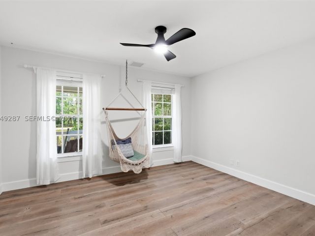 4-bedroom home for rent in West Palm Beach - 12921 N 76th Rd N - MondialRealty