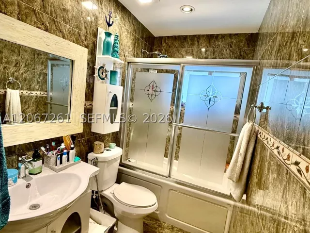 3-bedroom home for rent in Miami - 6202 SW 107th Ave 6202 - MondialRealty