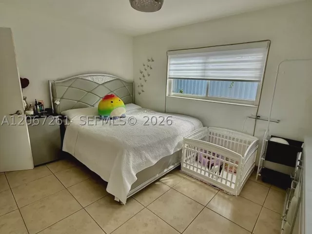 3-bedroom home for rent in Miami - 6202 SW 107th Ave 6202 - MondialRealty