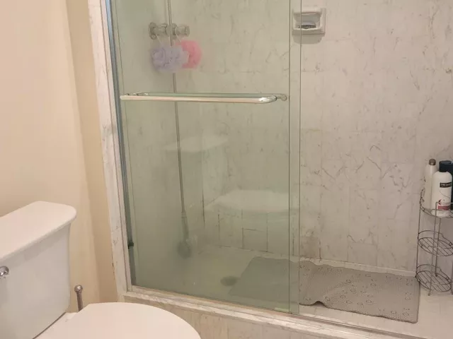 2-bedroom condo for sale in Hollywood - 2401 S OCEAN Drive 1108 - MondialRealty