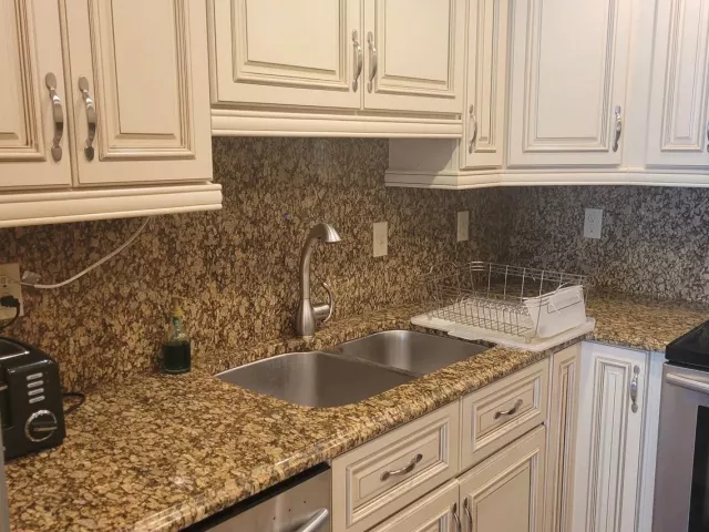 2-bedroom condo for sale in Hollywood - 2401 S OCEAN Drive 1108 - MondialRealty