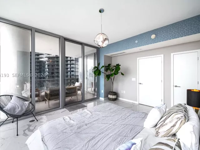 3-bedroom condo for rent in Miami - 851 NE 1st Ave 2911 - MondialRealty