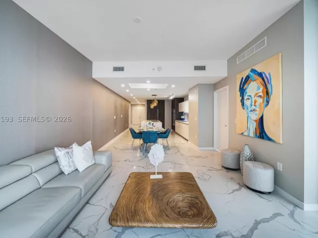3-bedroom condo for rent in Miami - 851 NE 1st Ave 2911 - MondialRealty