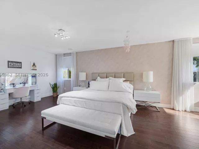 6-bedroom home for rent in Doral - 7515 NW 99th Ave - MondialRealty