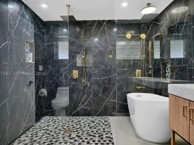 3-bedroom home for rent in Hollywood - 3338 Cleveland St 0 - MondialRealty