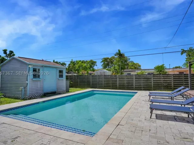 3-bedroom home for rent in Hollywood - 3338 Cleveland St 0 - MondialRealty