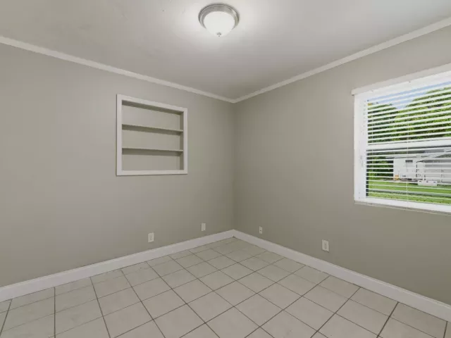 4-bedroom home for sale in West Palm Beach - 939 CHARLES Street - MondialRealty