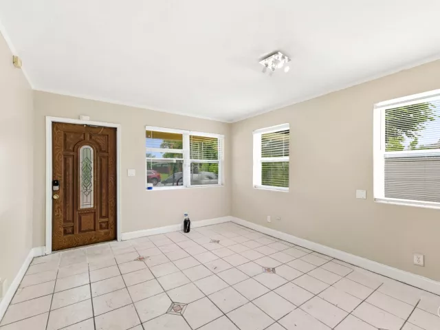4-bedroom home for sale in West Palm Beach - 939 CHARLES Street - MondialRealty