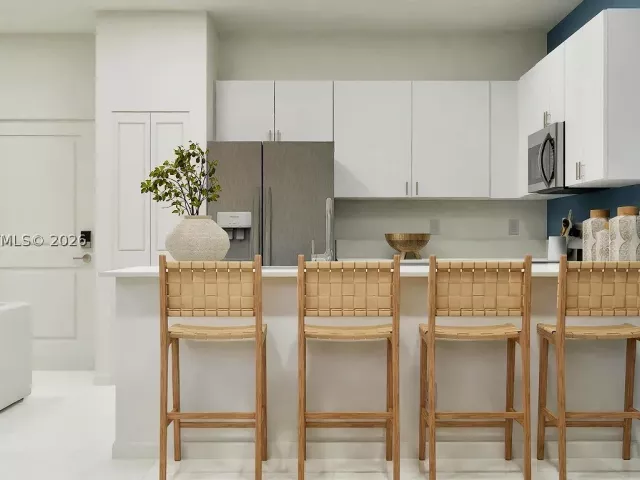 4-bedroom home for sale in Miami - 18856 SW 314 ST - MondialRealty