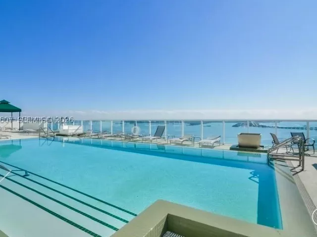1-bedroom condo for rent in Miami - 218 SE 14th St 2004 - MondialRealty