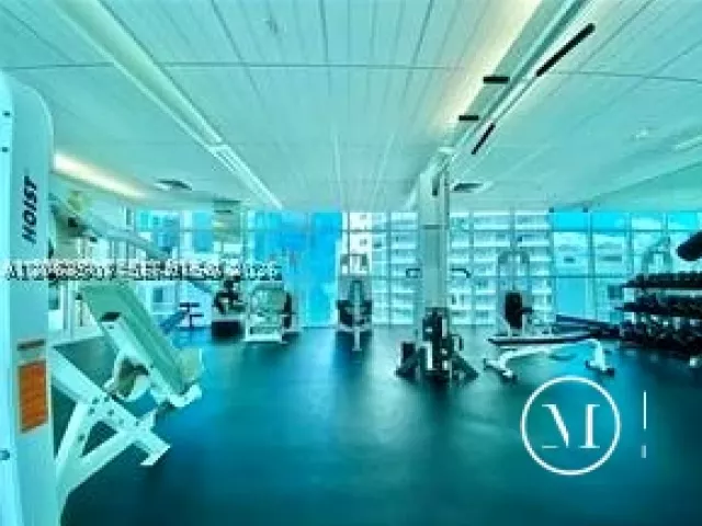 1-bedroom condo for rent in Miami - 218 SE 14th St 2004 - MondialRealty