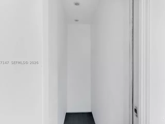 3-bedroom condo for sale in Miami - 1717 N Bayshore Dr A-1951 - MondialRealty