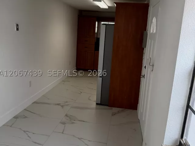3-bedroom home for rent in Miami - 2424 SW 21st Ter Main - MondialRealty