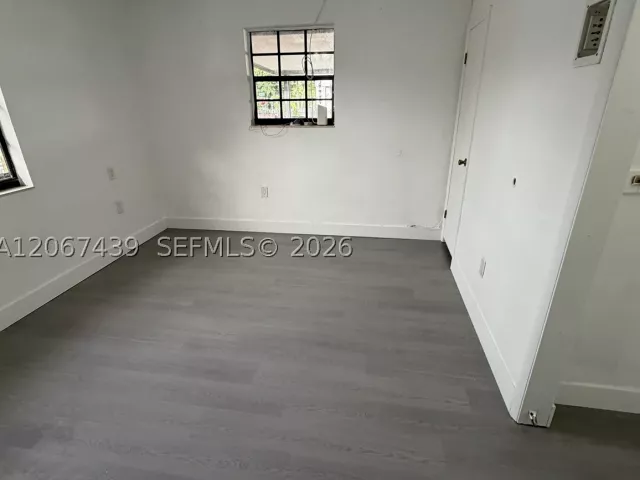 3-bedroom home for rent in Miami - 2424 SW 21st Ter Main - MondialRealty