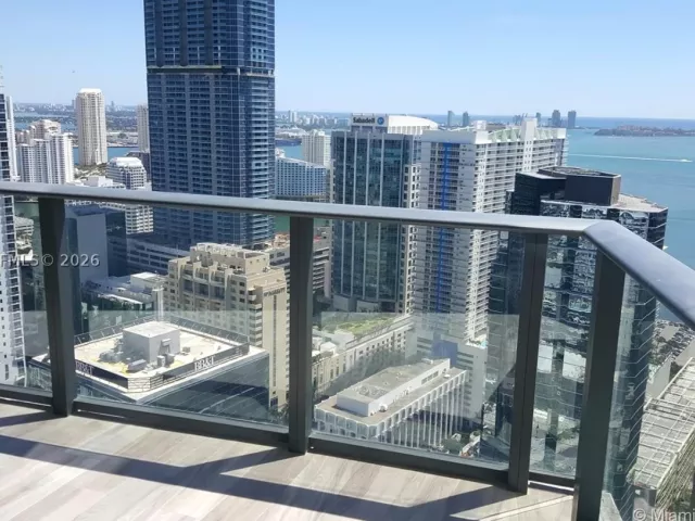 2-bedroom condo for rent in Miami - 1300 S MIAMI AV 4002 - MondialRealty