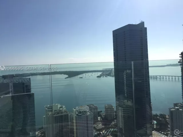 2-bedroom condo for rent in Miami - 1300 S MIAMI AV 4002 - MondialRealty