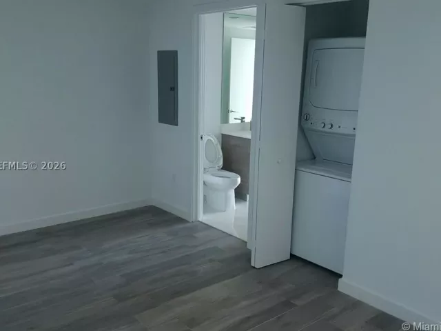 2-bedroom condo for rent in Miami - 1300 S MIAMI AV 4002 - MondialRealty