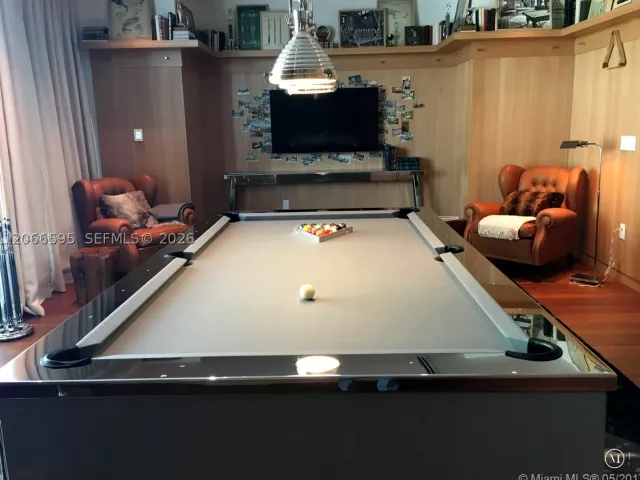 2-bedroom condo for rent in Miami - 1300 S MIAMI AV 4002 - MondialRealty