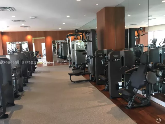 2-bedroom condo for rent in Miami - 1300 S MIAMI AV 4002 - MondialRealty