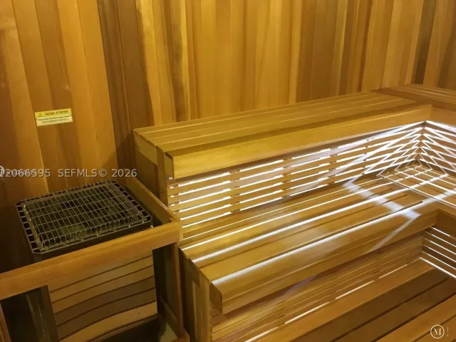 2-bedroom condo for rent in Miami - 1300 S MIAMI AV 4002 - MondialRealty