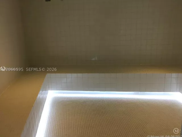 2-bedroom condo for rent in Miami - 1300 S MIAMI AV 4002 - MondialRealty
