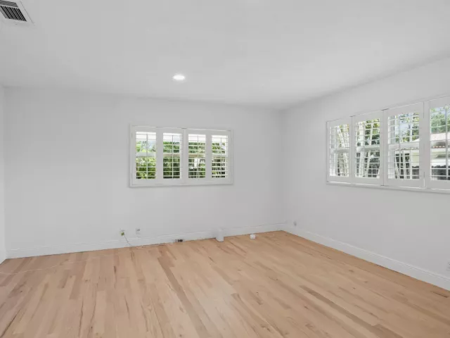 4-bedroom home for sale in Boca Raton - 1551 SW 10TH Street - MondialRealty