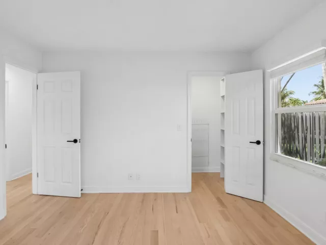 4-bedroom home for sale in Boca Raton - 1551 SW 10TH Street - MondialRealty