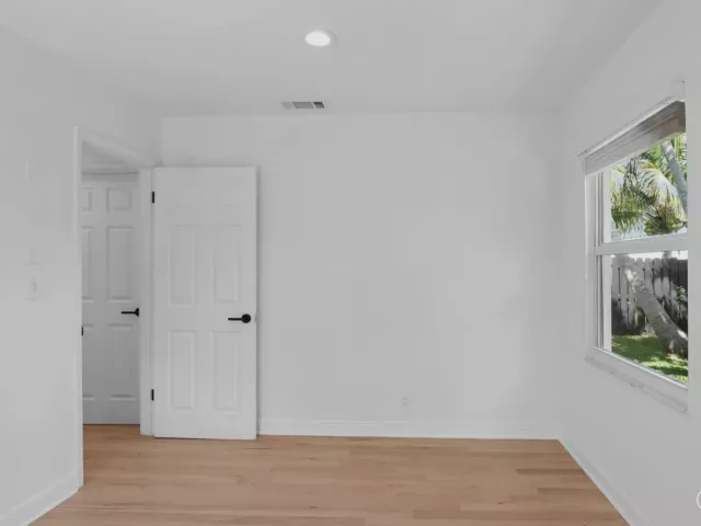 4-bedroom home for sale in Boca Raton - 1551 SW 10TH Street - MondialRealty