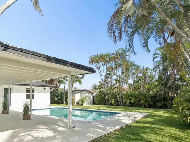 4-bedroom home for sale in Boca Raton - 1551 SW 10TH Street - MondialRealty